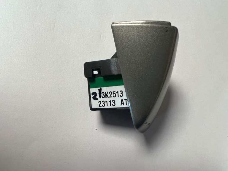 Skoda Kodiaq durvju rokturis aizmugurējais kreisais 5G0839167D