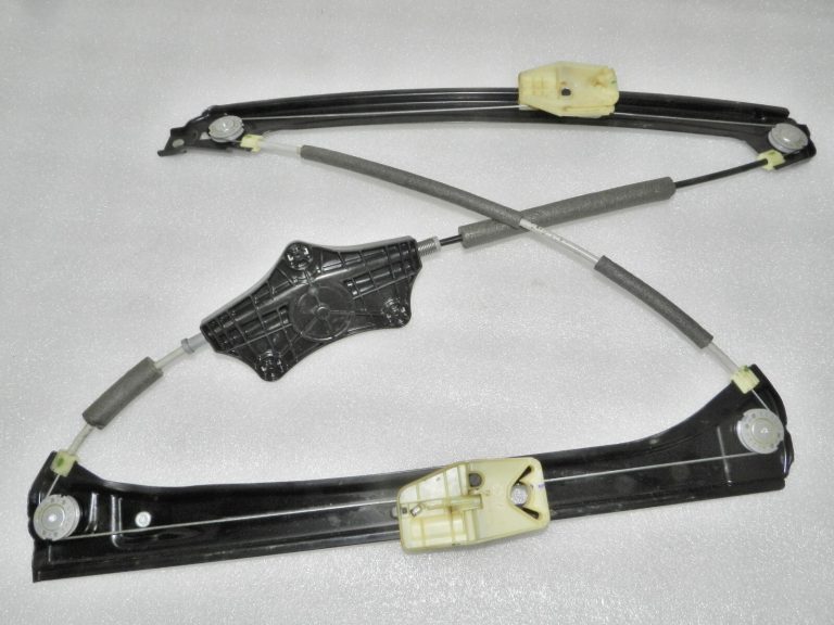 Skoda Kodiaq NS7 Logu regulators priekšējais labais (bez motora) 565837462 Oriģinālais