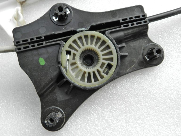 Skoda Kodiaq NS7 Aizmugurējā kreisā stikla regulators (bez motora) 565839461A