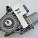 Skoda Kodiaq NS7 Tiguan AD Logu regulatora motors aizmugurējā labajā pusē 5Q0959408A Oriģināls