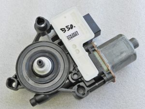 Skoda Kodiaq NS7 Tiguan AD Logu regulatora motors aizmugurējā labajā pusē 5Q0959408A Oriģināls