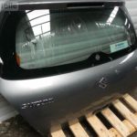 Suzuki Swift III Bagāžas nodalījuma vāks Sudraba krāsa Bagāžas nodalījuma vāks