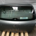 Suzuki Swift III Bagāžas nodalījuma vāks Sudraba krāsa Bagāžas nodalījuma vāks