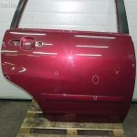 Suzuki Liana Kombi Aizmugurējās durvis Aizmugurējā labā ZY8 Shinning Red