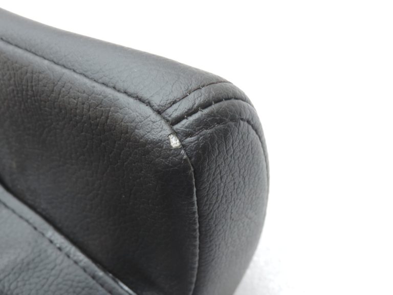 Oriģinālais SAAB 9-3 II YS3F priekšējais kreisais/taisnais galvas balsts Leatherette Black