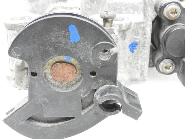 Suzuki Liana 1.6i M16A RH416 Droseles vārsts 1340054G02 1340054G01