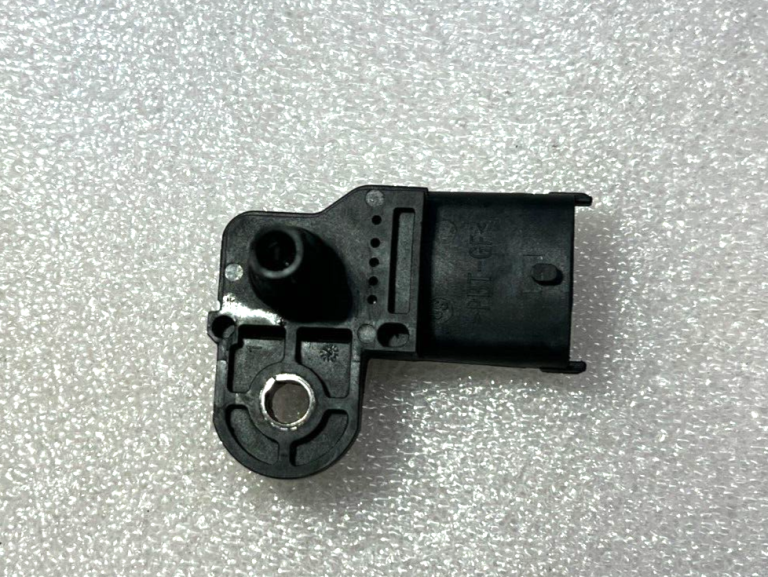 Suzuki 1.9 TDI sensora spiediena sensors 0281002845