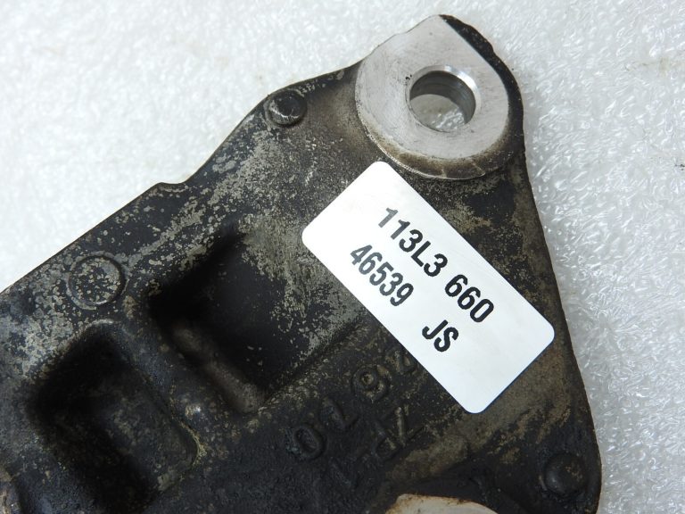 Suzuki Vitara LY motora stiprinājums 11651-60R10 1165160R10