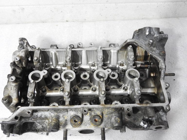 Suzuki 1.4i Turbo K14D cilindra galva 11100-53SA1 1110053SA1