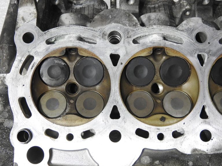 Suzuki 1.4i Turbo K14D cilindra galva 11100-53SA1 1110053SA1