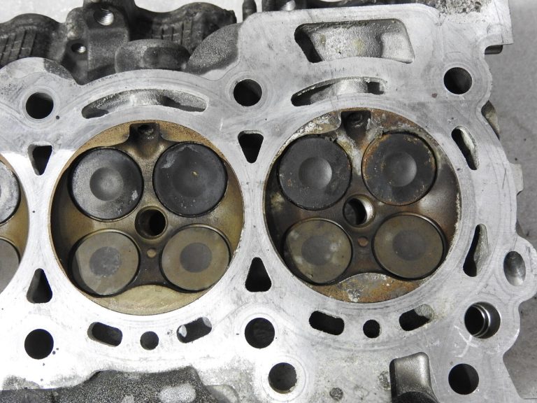 Suzuki 1.4i Turbo K14D cilindra galva 11100-53SA1 1110053SA1