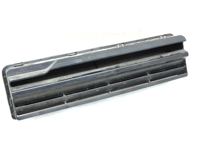 Suzuki Vitara LY SX4 S-Cross Aizmugures virsbūves ventilācijas režģis 77331-61M0 7733161M0