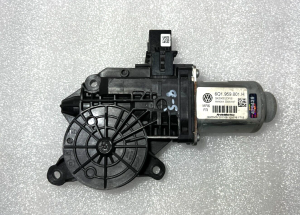 Skoda Fabia priekšējais labās puses elektrisko logu motors 6q1959801h