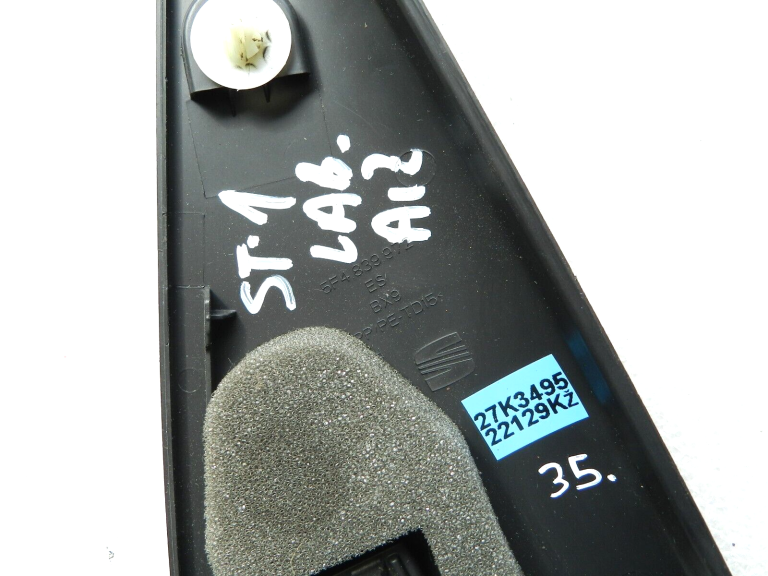 Seat Leon Mk3 5F oriģināls aizmugurējo labās puses durvju iekšējais vāks melns 5F4839972
