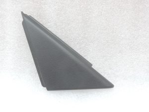 Оригинальный треугольник крышки передней левой двери Cupra Leon KL8 5FA837637G