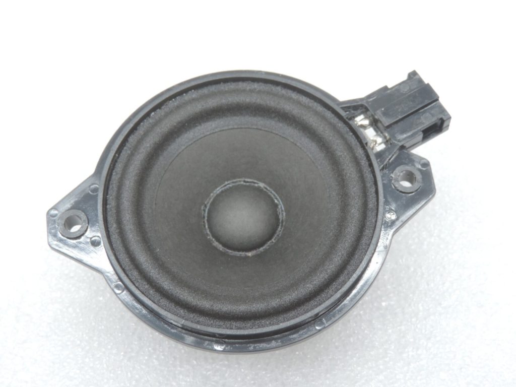 Original Cupra Leon KL8 dashboard loudspeaker center 5F0035397
