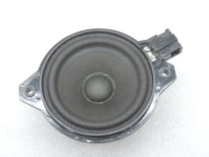 Oriģinālais Cupra Leon KL8 instrumentu paneļa skaļruņu centrs 5F0035397