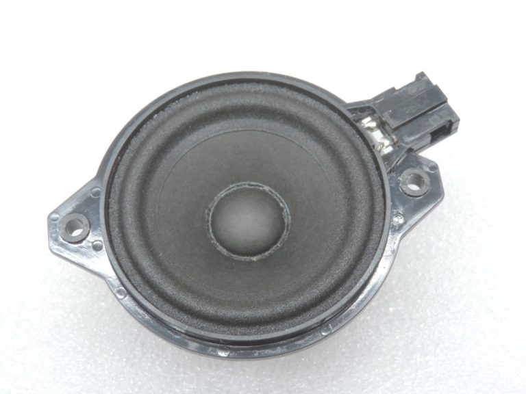 Oriģinālais Cupra Leon KL8 instrumentu paneļa skaļruņu centrs 5F0035397
