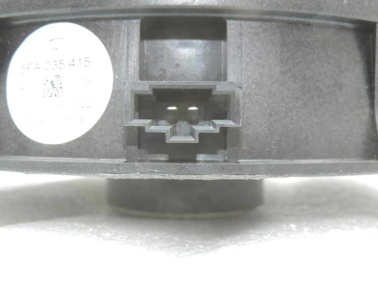Oriģinālais Cupra Leon KL8 durvju skaļrunis priekšējais kreisais labais 5FA035415