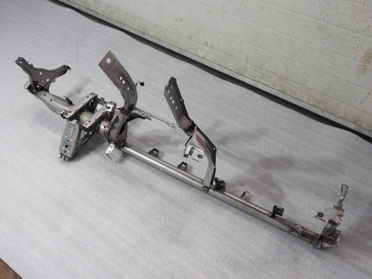 Cupra Leon Seat 2020 Šķērsstienis instrumentu panelim 5FB857017B