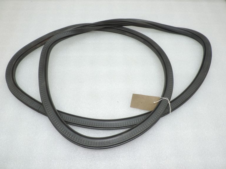 Oriģināls Cupra Leon KL8 Seat Leon IV Kombi aizmugurējo durvju blīvējums 5FE867367