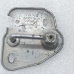 Oriģinālais Cupra Leon KL1 KL8 dzinēja pārsega aizdares āķis kreisajā pusē 3V0823185A