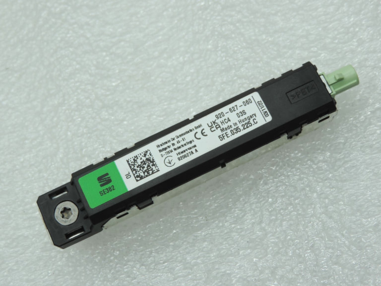 Oriģināls Cupra Leon KL1 KL8 aizmugurējais antenas pastiprinātājs kreisais 5FE035225C