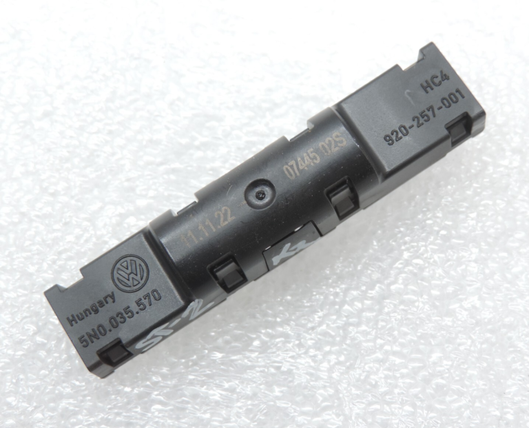 Oriģinālais Cupra Leon KL1 KL8 antenas traucējumu filtra pastiprinātājs 5N0035570