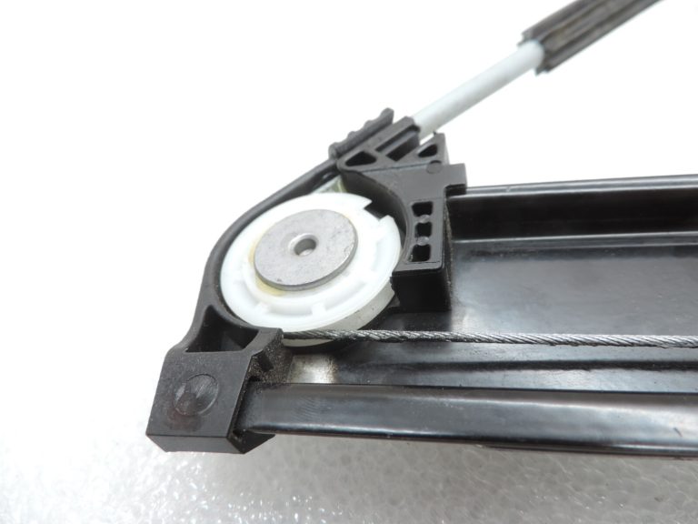 Oriģinālais Cupra Leon KL1 KL8 aizmugurējais kreisais loga regulators 5FA839461, 5FA 839 461