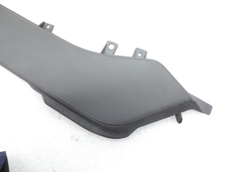 Oriģināls Cupra Leon KL8 Centrtkonsoles kreisais vāks 5FB863487, 5FB 863 487
