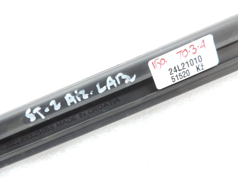 Oriģinālais Cupra Leon Sportstourer KL8 aizmugurējā labā stikla blīvējums 5FF839480