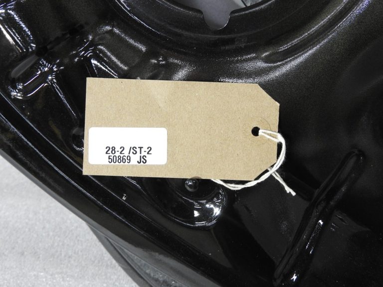 CUPRA LEON SEAT SPORTSTOURER aizmugurējās kreisās durvis 5FE833051C 0E / Y9T