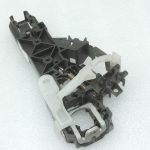 Oriģināls Cupra Leon KL8 durvju roktura rāmja turētājs priekšējais kreisais 5H0837885C