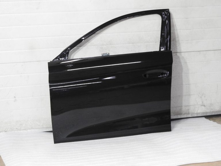 Priekšējās kreisās durvis priekš CUPRA LEON SEAT SPORTSTOURER 5FA831051B 0E / Y9T