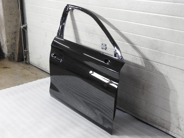 Priekšējās labās durvis priekš CUPRA LEON SEAT SPORTSTOURER 5FA831052B 0E / Y9T