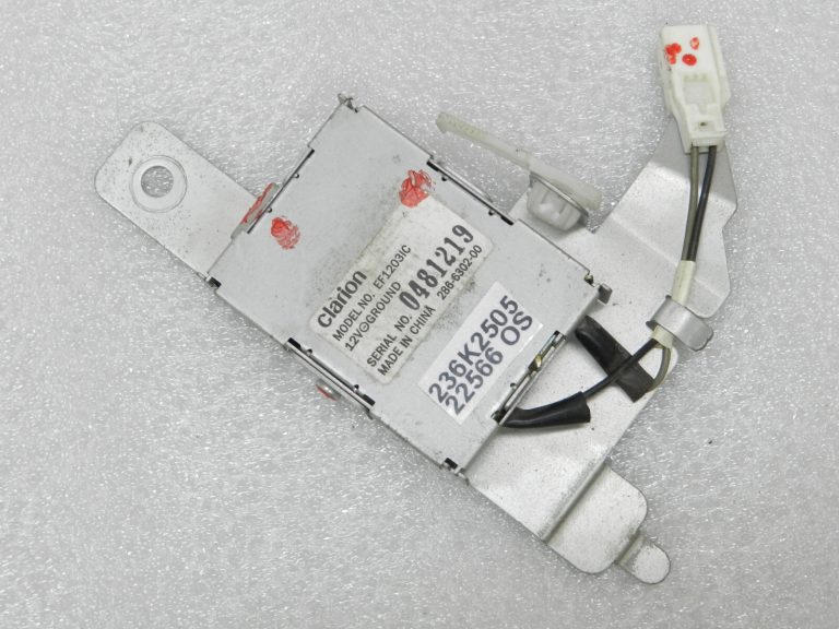 Subaru Legacy IV BP vadības bloks antenas pastiprinātājs antenas pastiprinātājs EF1203IC