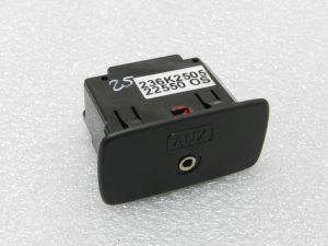 Subaru Forester SH AUX Audio Jack Stereo Jack Media Connector 86257-FG010
