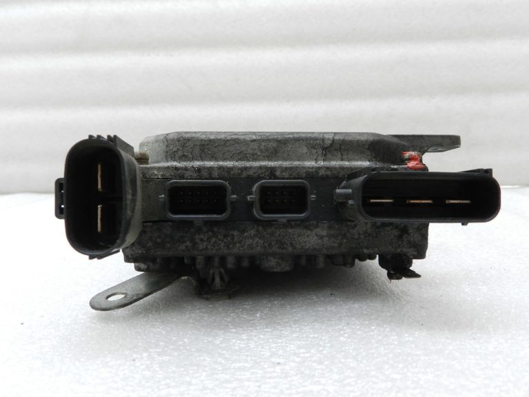 Subaru Legacy IV BP stūres pastiprinātāja vadības bloks 34710AG000