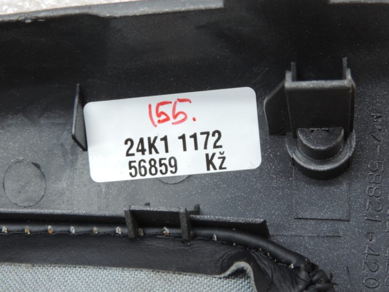 Oriģināls Toyota RAV4 II (XA20) bagāžnieks ar vāku 58804-42010