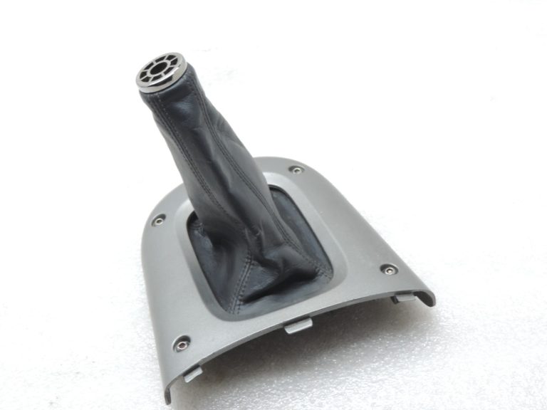 Oriģināls Toyota RAV4 II (XA20) bagāžnieks ar vāku 58804-42010
