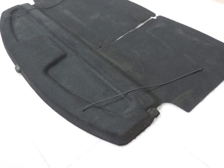 Oriģināls Toyota Yaris XP90 paketes plaukts 64330-0D110, 64330-0D110-C0