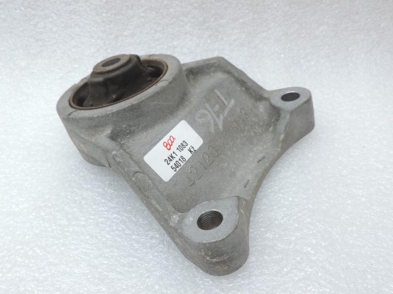 Oriģinālais Toyota RAV4 III (XA30) Lexus NX AZ10 diferenciāļa stiprinājums 5238042110
