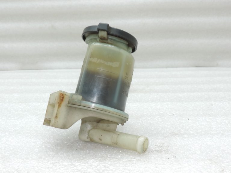 Oriģināls Toyota Avensis T25 2.0d (1CDFTV) Servo sūkņa eļļas rezervuārs 4436020250