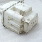 Oriģinālā Toyota Avensis T25 tīrītāju ūdens tvertne 8531502100, 85315-02100