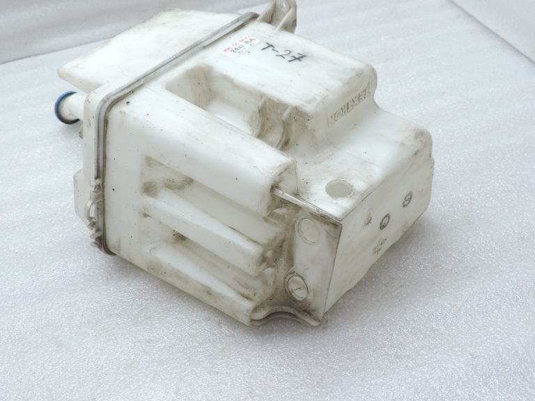 Oriģinālā Toyota Avensis T25 tīrītāju ūdens tvertne 8531502100, 85315-02100