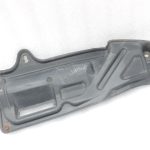 Oriģināls Toyota Previa II XR30 2.4i vāks aizsardzībai zem motora 5144228100