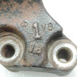 Oriģināls Toyota Previa II XR30 2.4i motora stiprinājuma kronšteins labajā pusē 1231528010