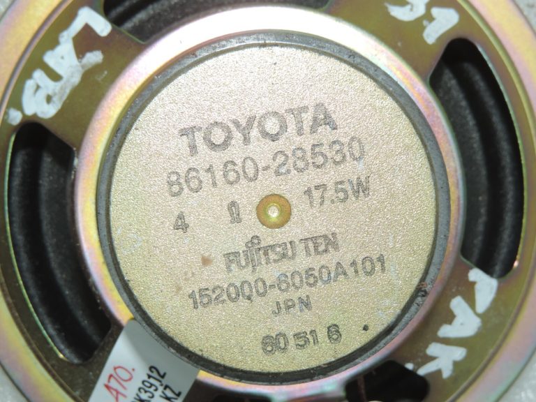 Oriģinālais Toyota Previa II XR30 aizmugurējais skaļrunis 8616028530 86160-28530