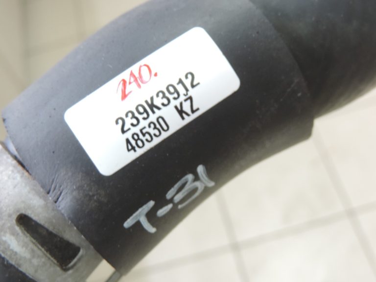 Oriģinālā Toyota Previa II XR30 2.4i dzesēšanas šķidruma šļūtene 1657128050