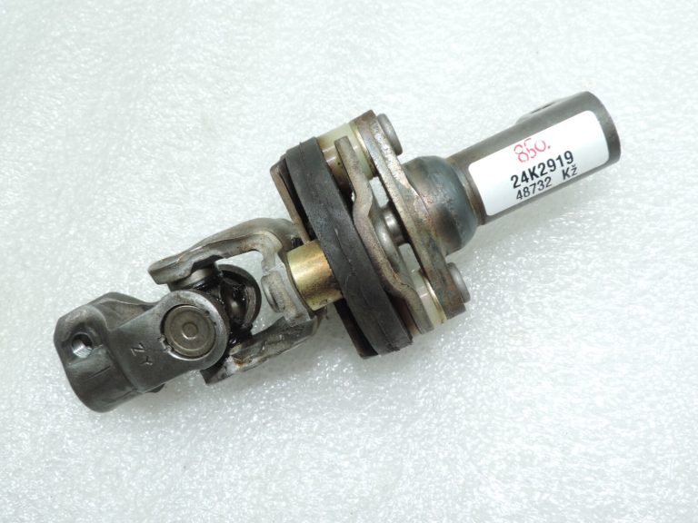 Oriģināls Toyota Previa II XR30 stūres statņa universālais savienojums 4520928010 45209-28010